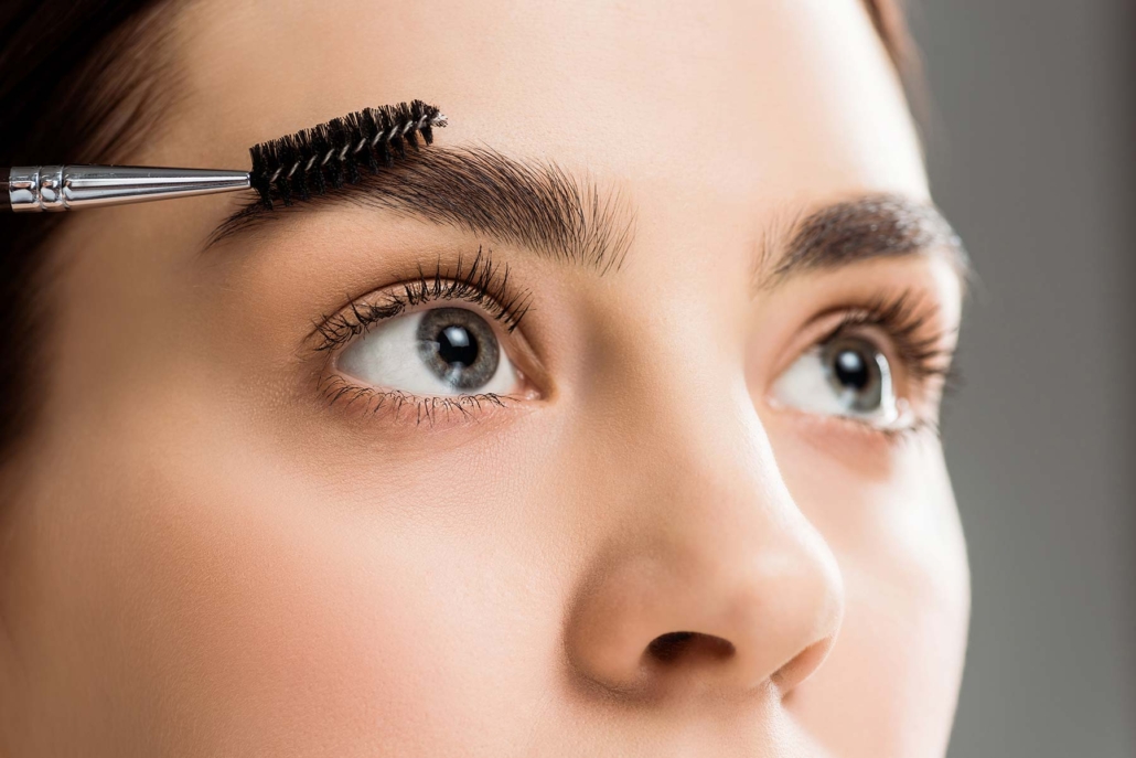 Natural Eyebrow Care: How to Keep Your Brows Looking Beautiful